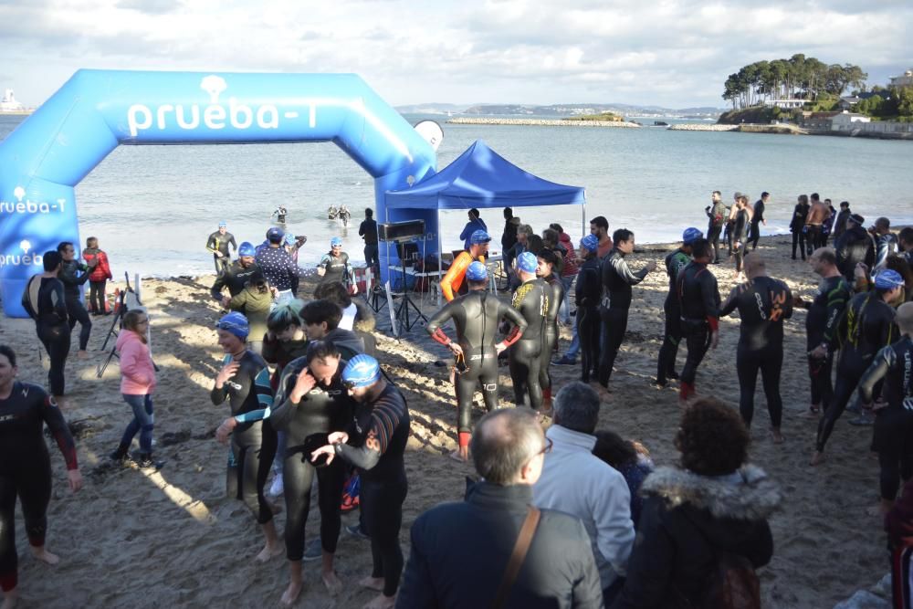 Travesía de los Inocentes en la playa de Santa Cristina