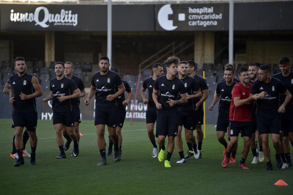 Entrenamiento del FC Cartagena en el Cartagonova (07/06/2019)