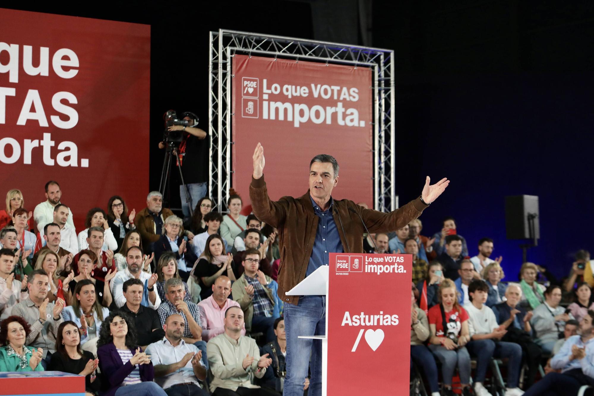 El mitin de Pedro Sánchez junto a Adrián Barbón en Gijón, en imágenes