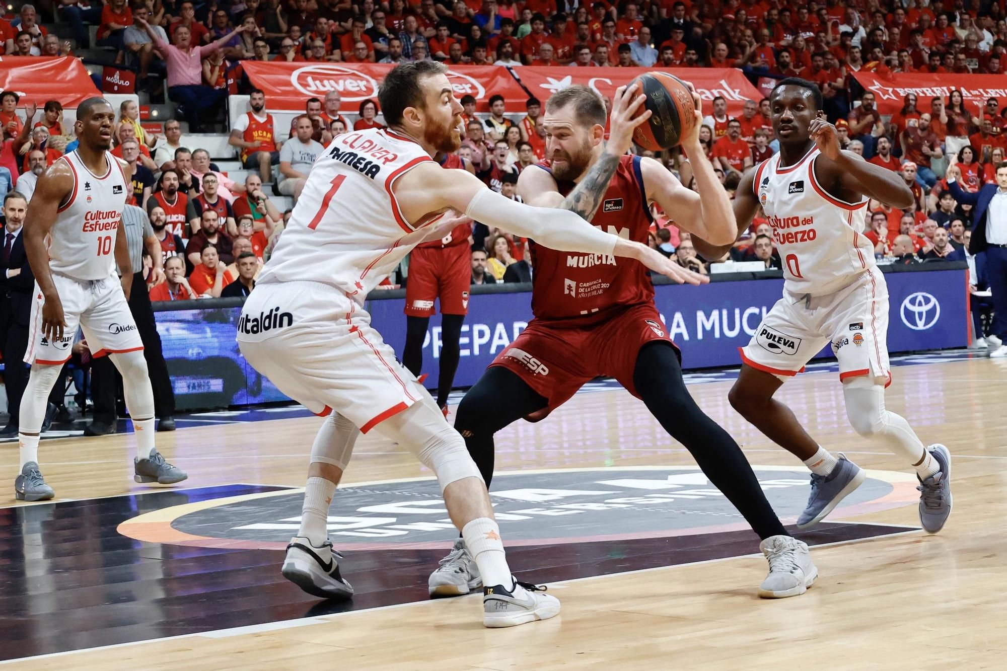 Las imágenes del UCAM Murcia - Valencia