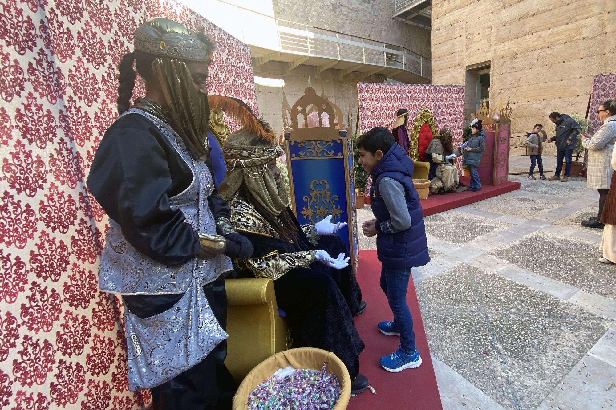 Así han llegado los Reyes Magos a Elche