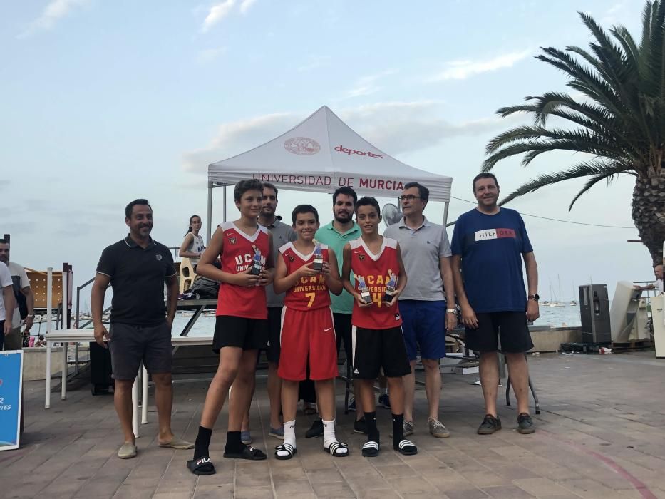 Entrega de premios del campeonato 3x3 La Ribera