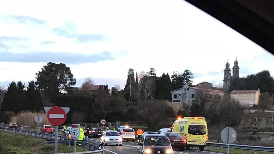 Una colisión de dos turismos en Poio se salda sin heridos de gravedad