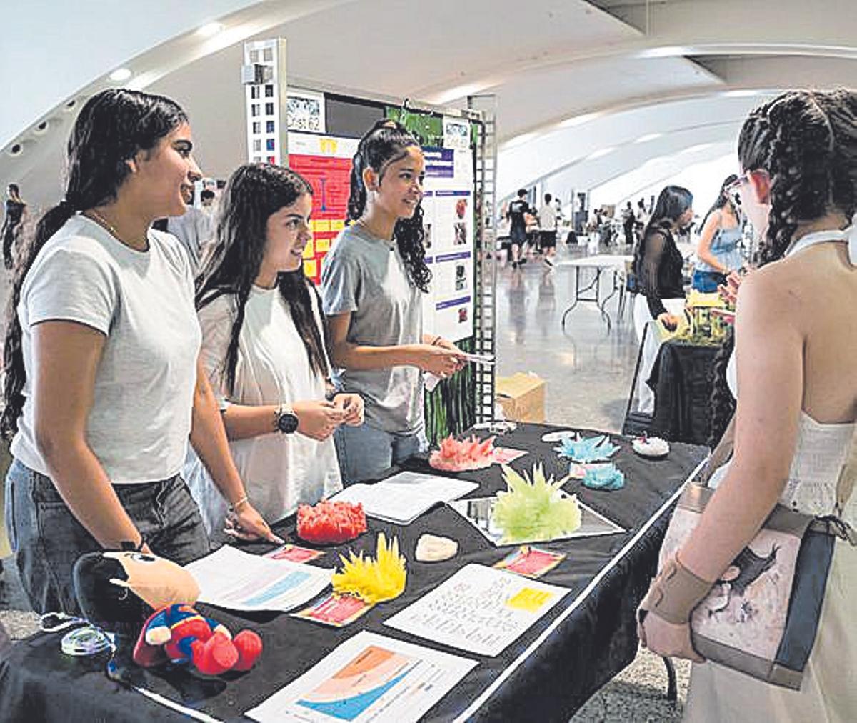 Imatge d’arxiu del premi Cristalització a l’Escola.