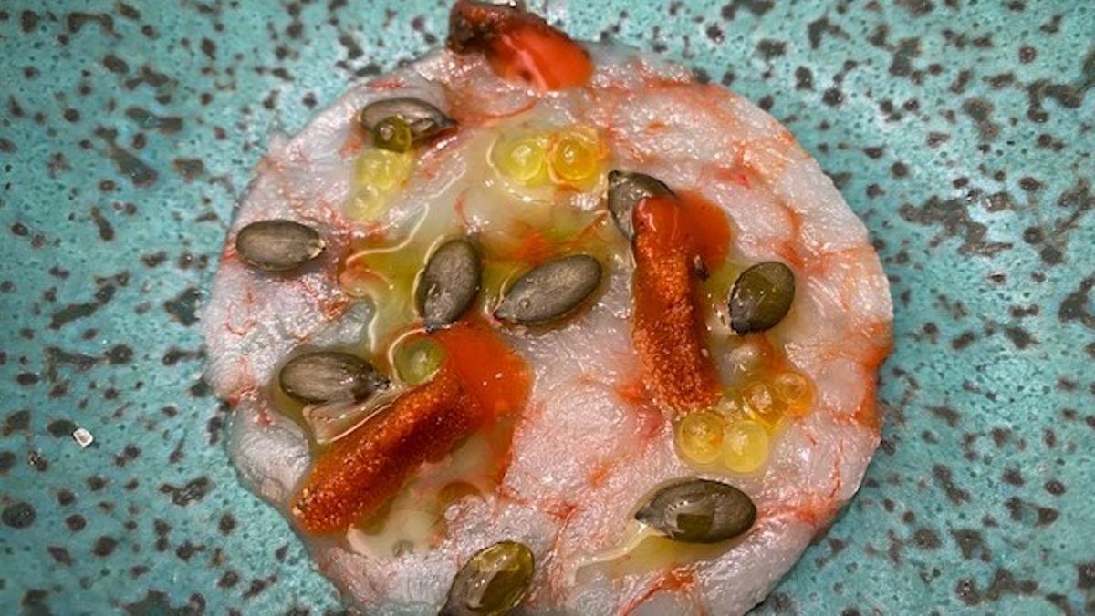 Carpacho de gamba con erizos del chef de Casamar, Quim Casellas.