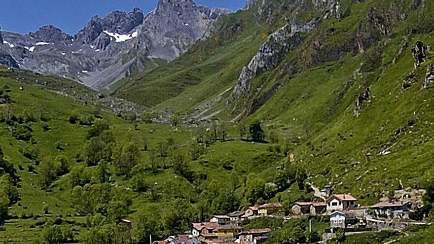 Los pueblos de las Ubiñas llevan siete años sin mejoras por la falta de un plan gestor