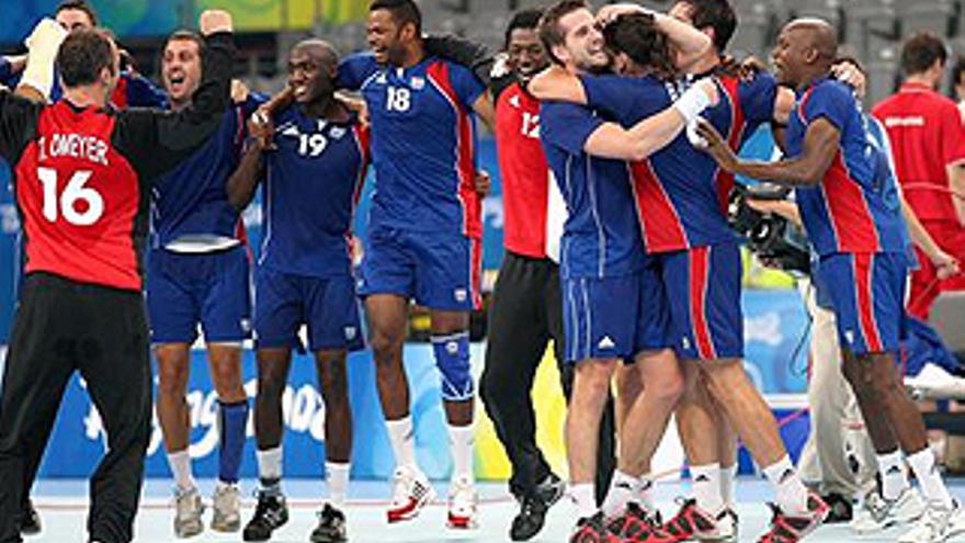 Francia se mete en la final de balonmano