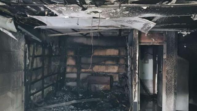 Zona afectada por el incendio en el hotel Vulcano, en Playa de las Américas.