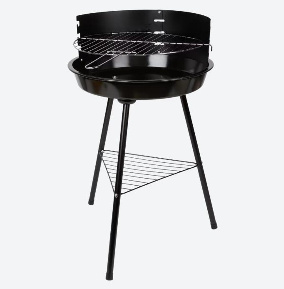 Mañana se esperan colas kilométricas en Action para conseguir la barbacoa de pie más barata del mercado: por solo 9,99 euros e ideal para carne, pescado y verduras