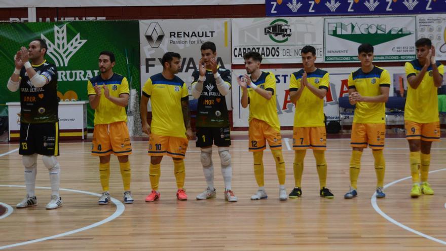 El Atlético Benavente se impone con contundencia a O Esteo FS