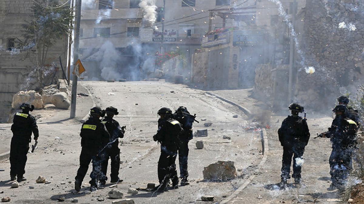 Fuerzas israelís en los enfrentamientos con palestinos