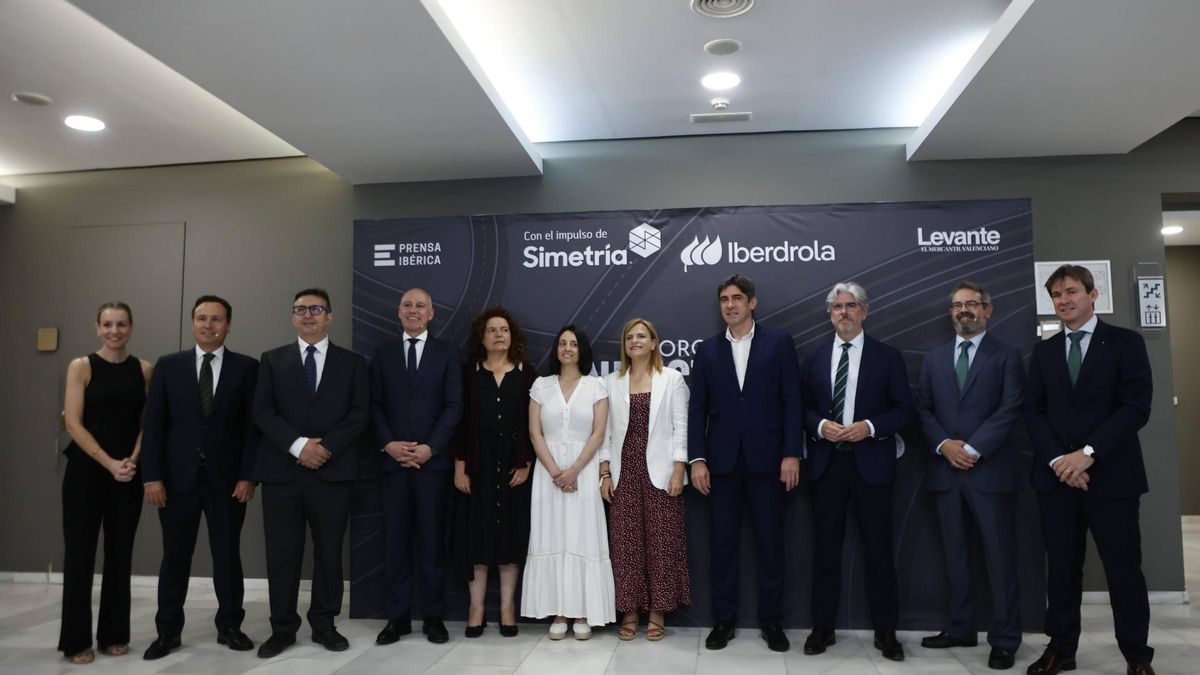 Silvia Tomás, Diego Romá, Vicente Lafuente, Carlos Muñoz, María José Martínez Ruzafa, Rebeca Torró, Pilar Bernabé, Andrés Sánchez, Felipe Carrasco, Ignacio García Bosch e Ibán Molina.
