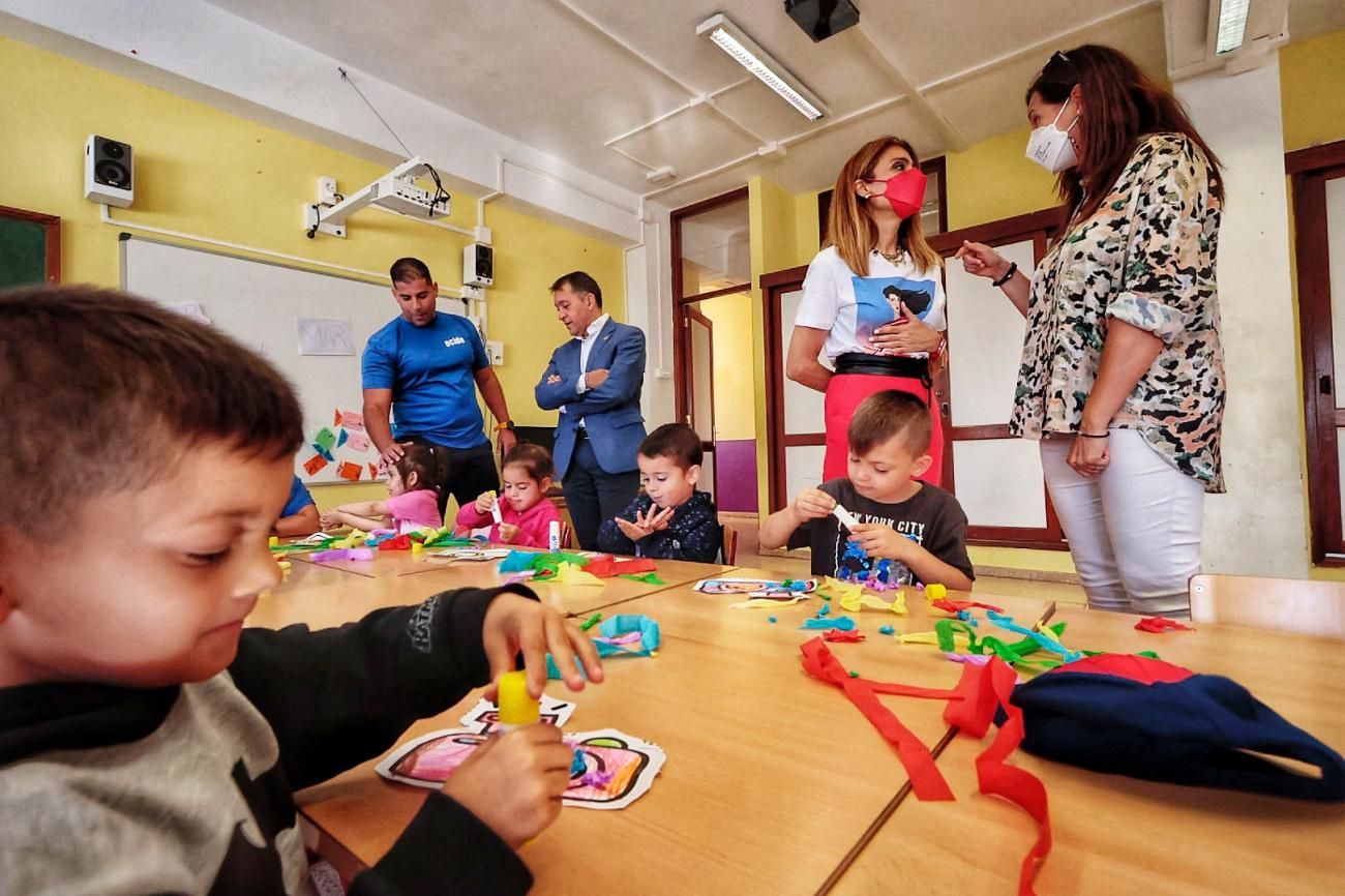 Visita al campamento de verano de Ofra