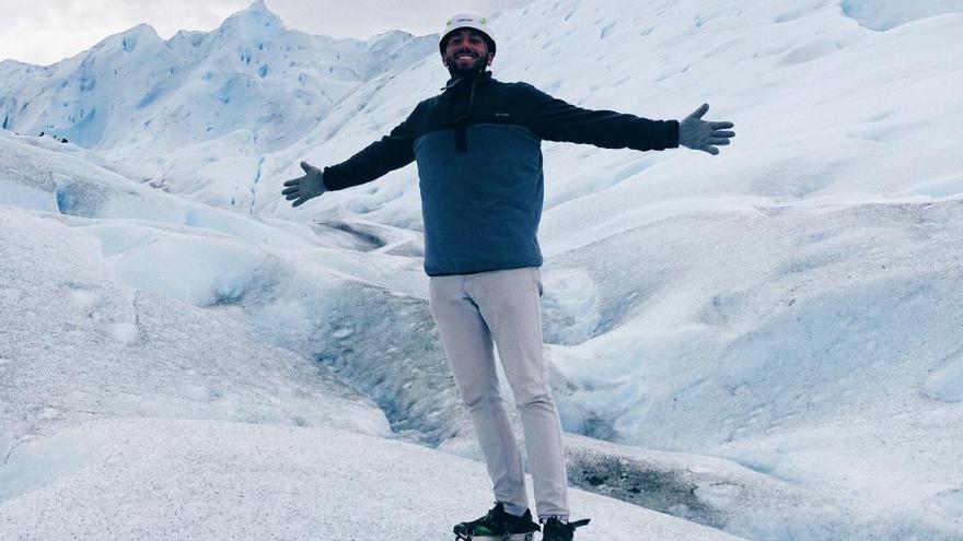 Así es caminar sobre el glaciar Perito Moreno