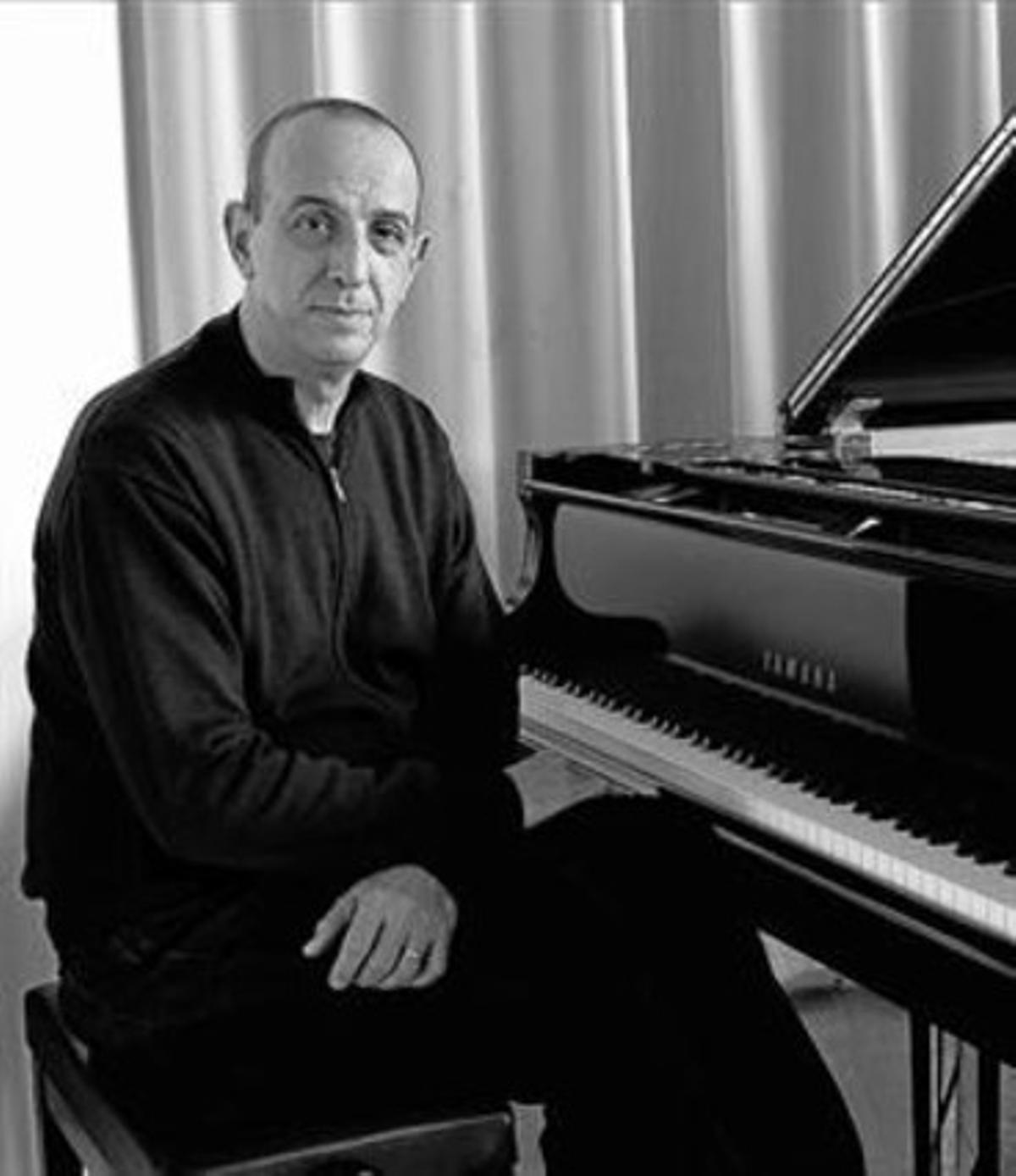 El pianista Agustí Fernández. El pianista Agustí Fernández.