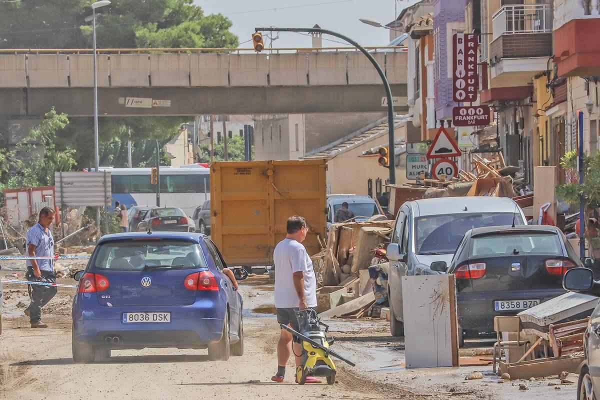Daños provocados por la crecida de la rambla de Abanilla en El Escorratel, Orihuela