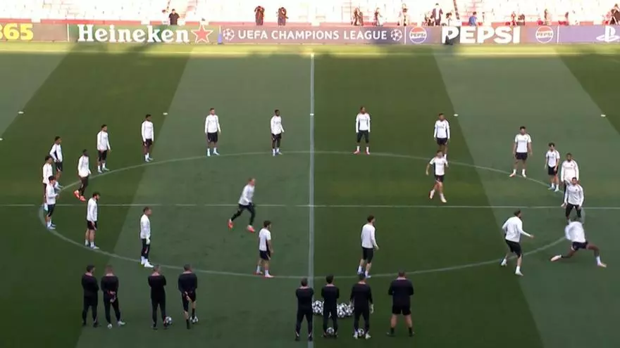 El PSG prepara el partido frente al Arsenal de Liga de Campeones