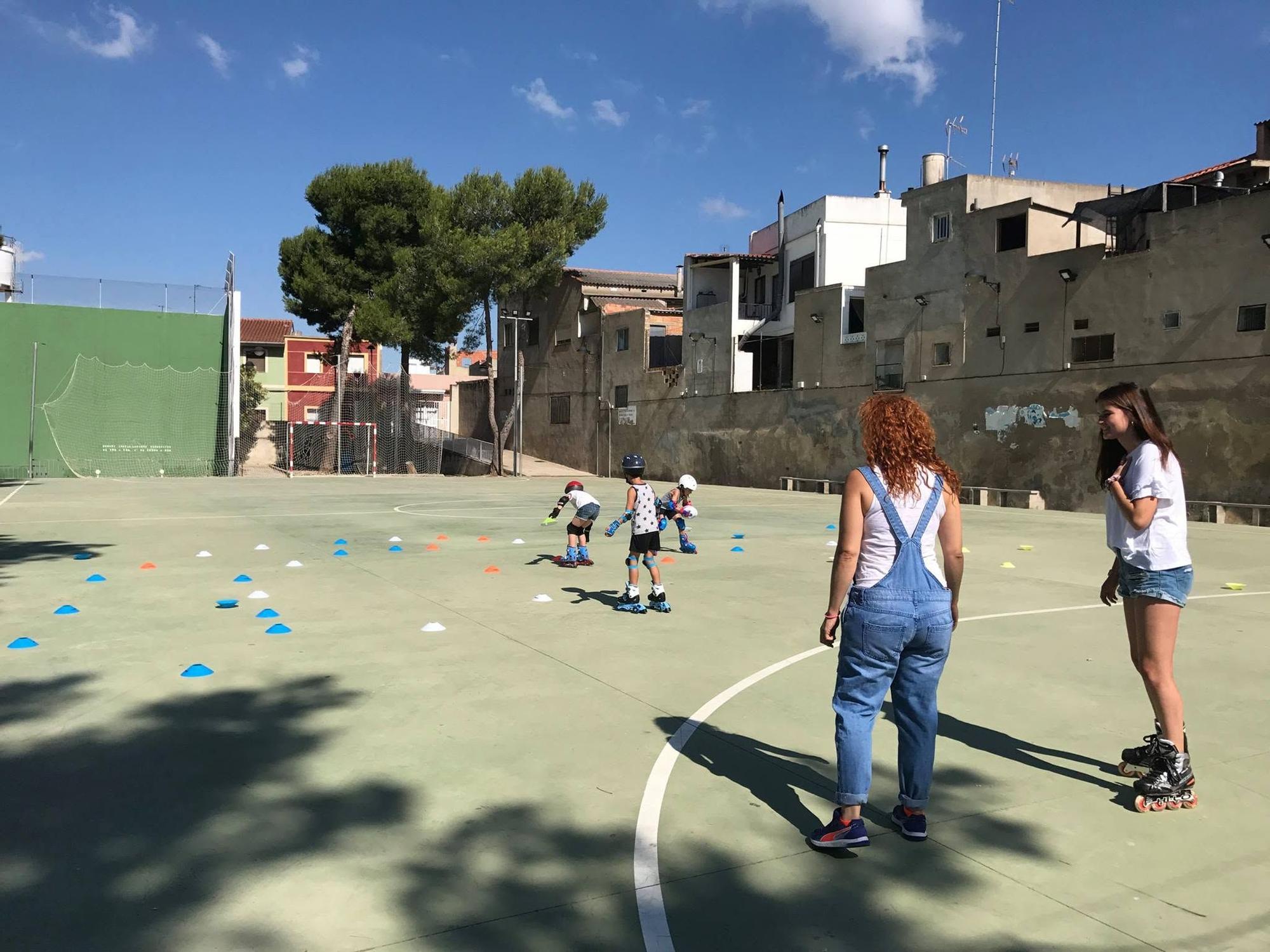 Benicull pide ayuda a la diputación para culminar la reforma del polideportivo tras diez años de obras