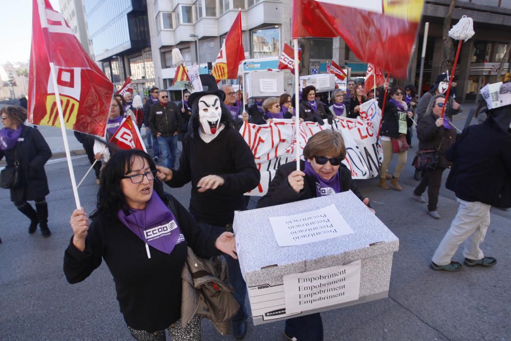 Protesta del col·lectiu de les netejadores a Giron