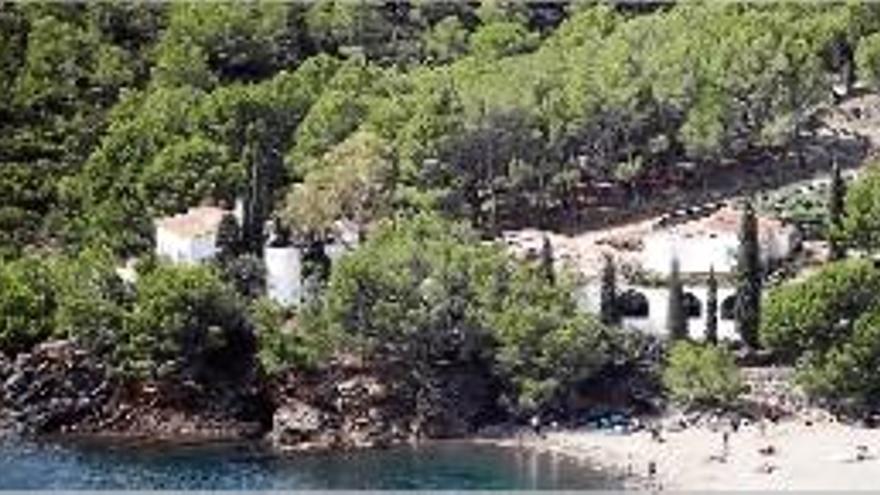 L&#039;antic restaurant de Ferran Adrià, a la cala Montjoi.