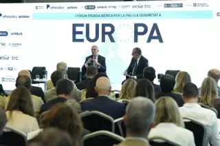 Tecnología, colaboración y formación: claves del futuro de la industria de Defensa en España
