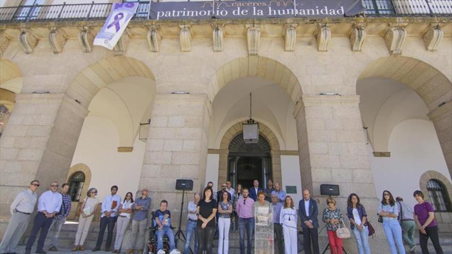 Minuto de silencio por las víctimas de la violencia machista