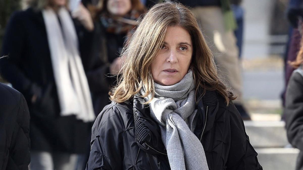 Rosalía Iglesias, la mujer de Bárcenas, sale de la Audiencia Nacional el 16 de enero del 2019 tras declarar como testigo