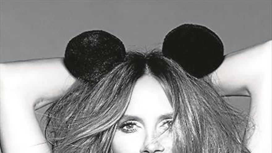 Caras famosas junto a Mickey Mouse