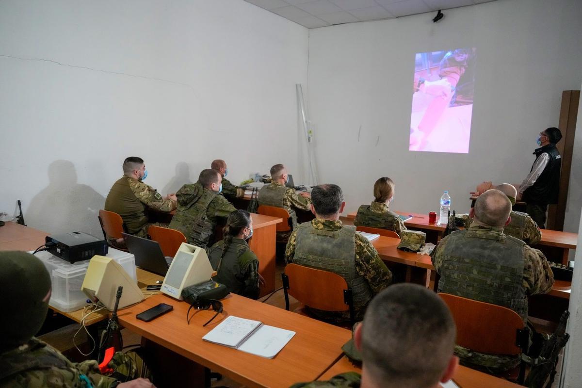 El Ejército de Tierra entrena a militares ucranianos en la Academia de Infantería de Toledo