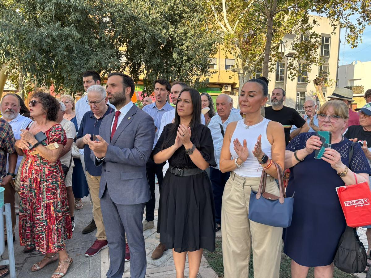 Homenaje a los fallecidos en la siderurgia del Port de Sagunt.