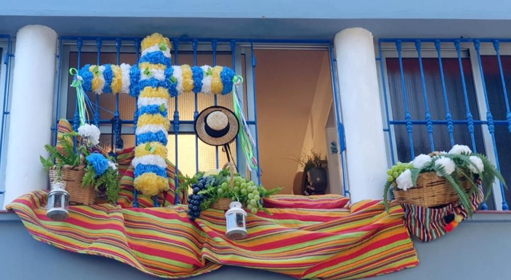 Concurso de cruces y balcones en Santa Cruz