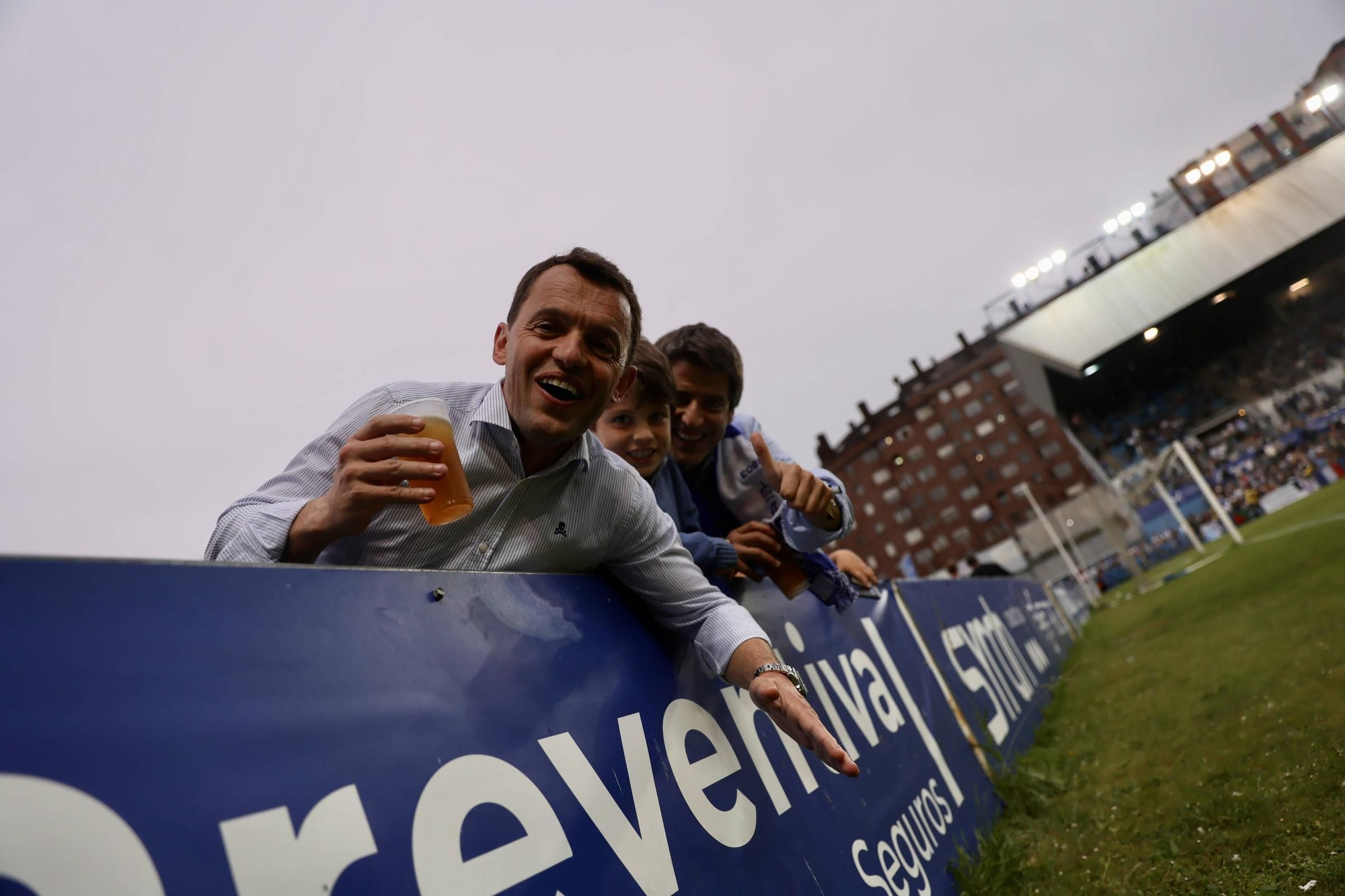 EN IMÁGENES: La final por el ascenso entre Avilés y Rayo Majadahonda vivida en el Suárez Puerta