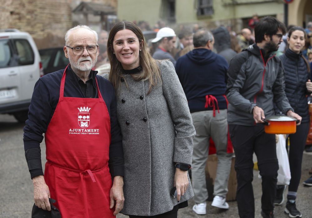 Reparto de calderas en Albalat dels Tarongers en día de su patrona.