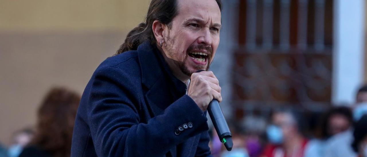 Pablo Iglesias durante un meeting electoral