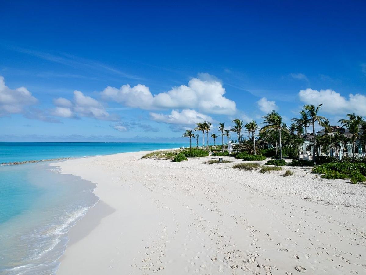 4. Playa Grace Bay, Islas Turcas - Caicos