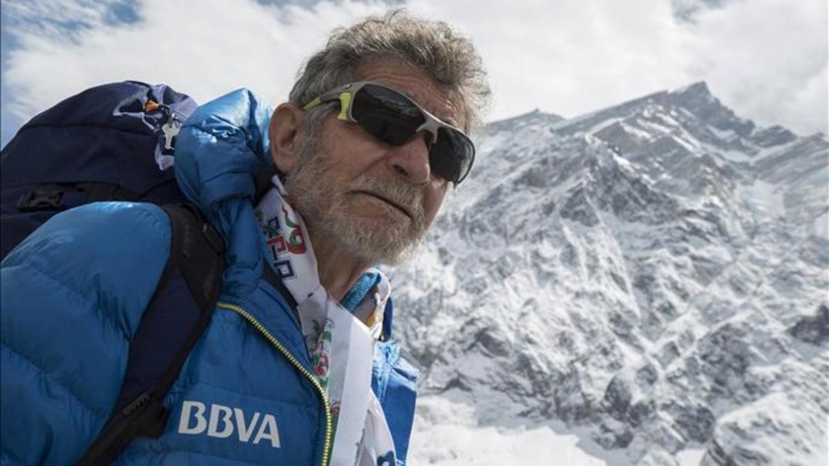 Carlos Soria holló la cima del Annapurna