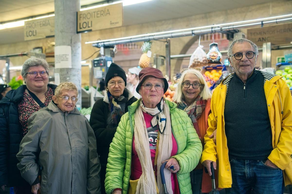 Participantes en el Congreso Europeo de Cofradías Enogastronómicas durante las visitas turísticas organizadas a lugares como O Grove, Pontevedra, Combarro, Santiago y Lalín. Participantes en el Congreso Europeo de Cofradías Enogastronómicas durante las visitas turísticas organizadas a lugares como O Grove, Pontevedra, Combarro, Santiago y Lalín.