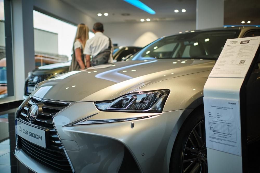 Lexus inaugura concesionario en Tenerife