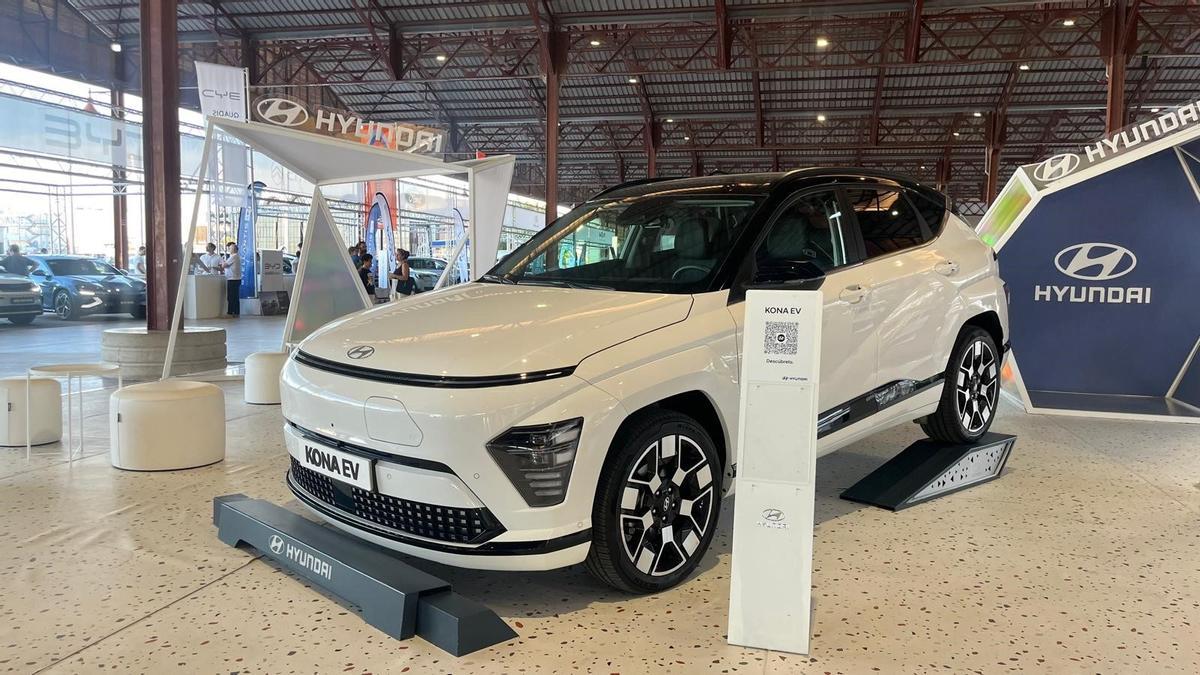 El nuevo Kona eléctrico cuenta con una autonomía de hasta 681 km en ciudad.
