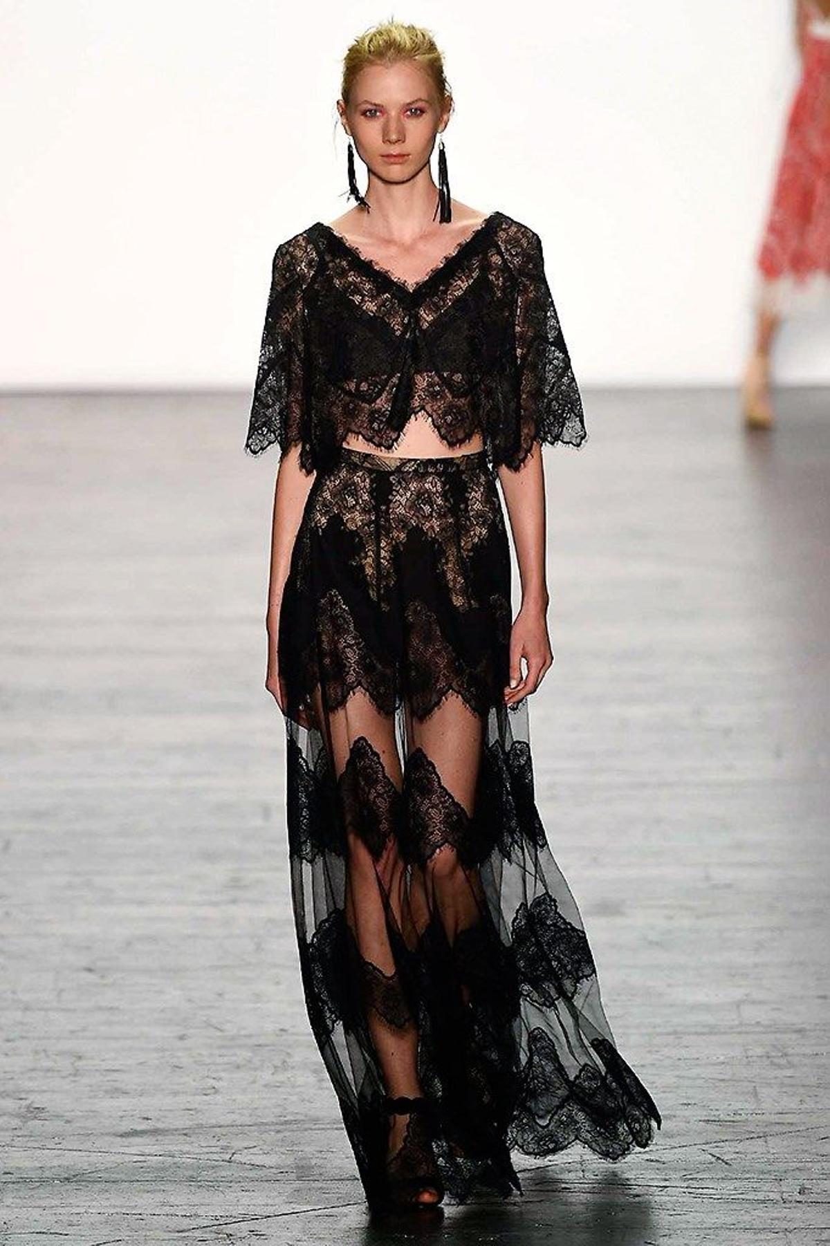 Tadashi Shoji