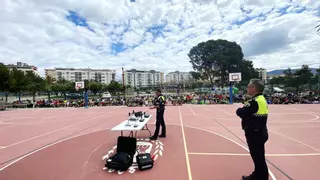 Más de 140 intervenciones en los colegios de Elda: así actúa la Policía para frenar conflictos entre menores