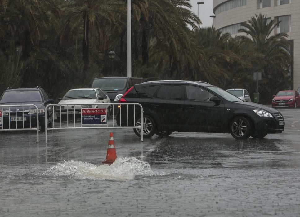 Temporal de lluvia en Elche