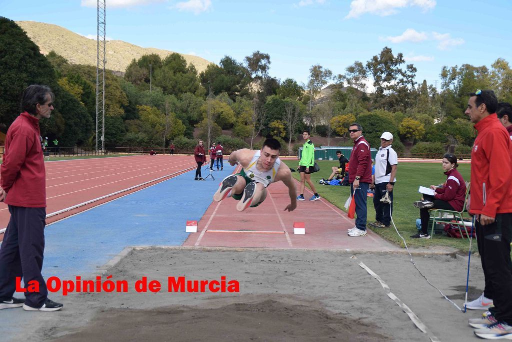 Regional absoluto y sub-23 de atletismo en Lorca