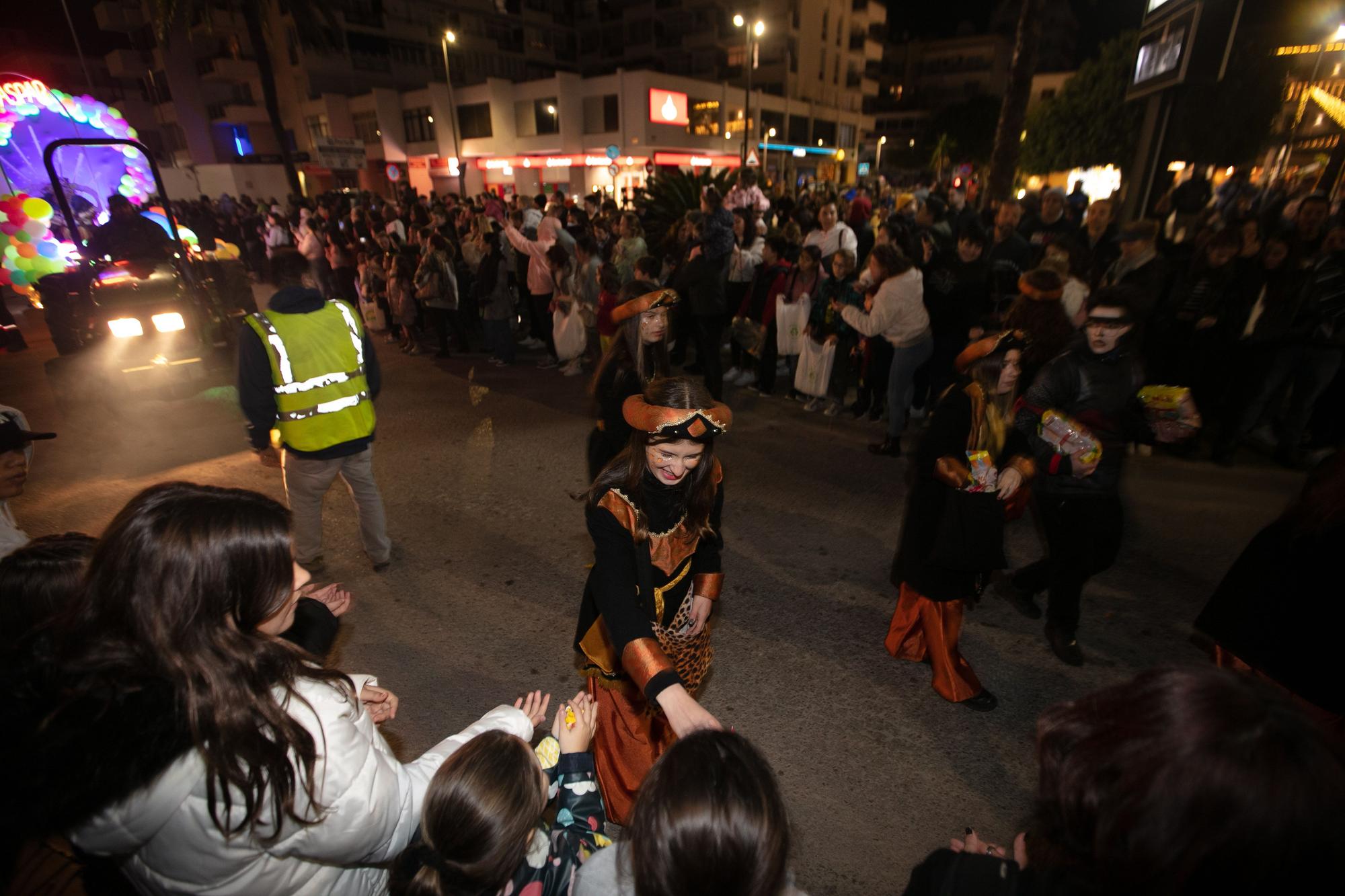 Mira aquí todas las fotos de la cabalgata de Reyes Magos 2023 en Sant Antoni