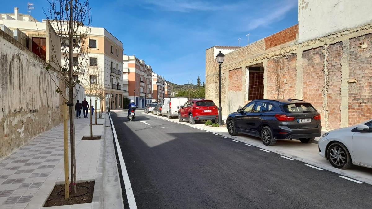 La calle José Córdoba Reyes se abrió al tráfico el pasado viernes.