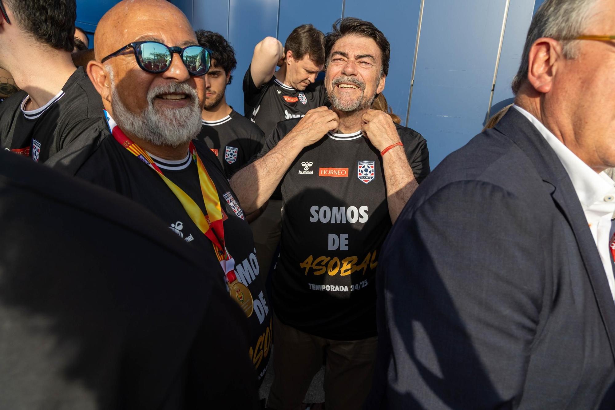 Recibimiento de los recién ascendidos Eon Horneo recién ascendidos a la liga Asobal de balonmano