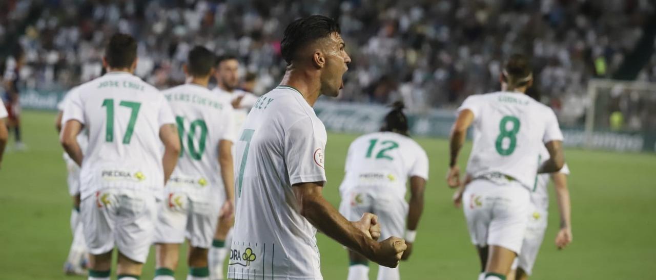 Willy Ledesma grita su gol ante el Rayo Majadahonda en El Arcángel.