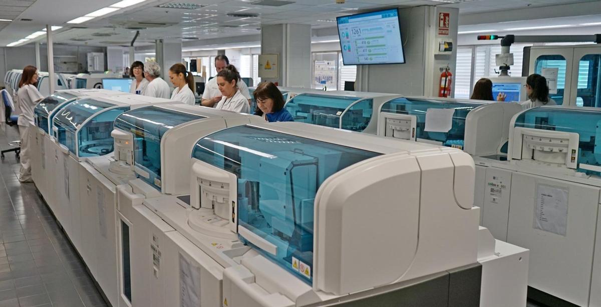 Laboratorio de análisis del Hospital Virgen de la Arrixaca.