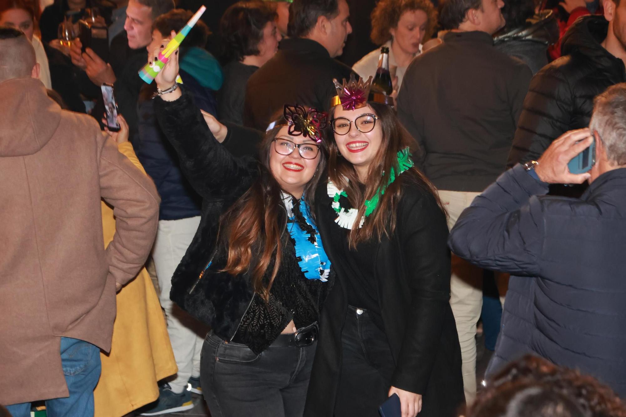 Así da la bienvenida Castelló al 2024: Búscate en la galería de fotos de Nochevieja