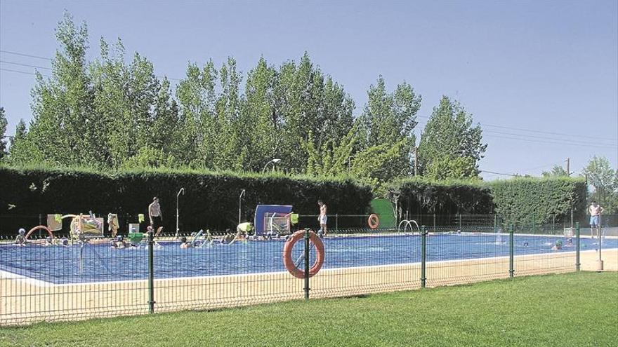 Las piscinas municipales superan los 40.000 usuarios este verano